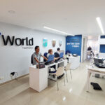 Agencia de Viajes Fly World. Centro Comercial Obelisco